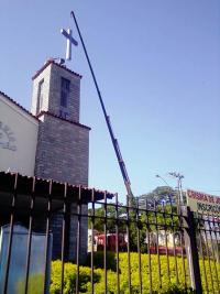 Nova cruz na torre de São Sebastião - 2011